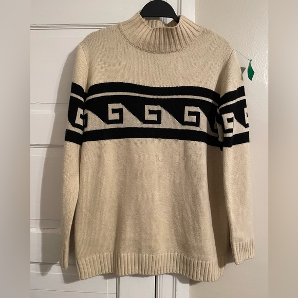 Forever 21 Sweaters - Women’s fisherman sweater
